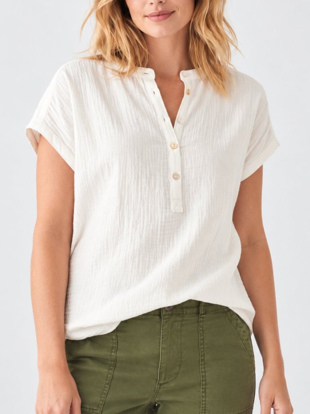Faherty Organic Cotton Desmond Top White Medium Short Sleeve Henley Gauze
